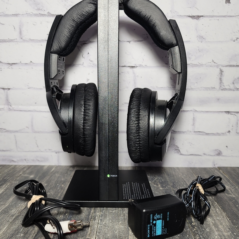 SONY MDR-RF985R Wireless Headphones w/ Transmitter Base TMR-RF985R | Working